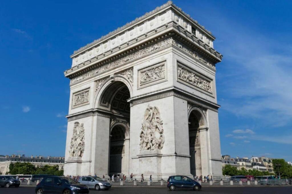 Suite Luxury Republique Paris Exterior foto